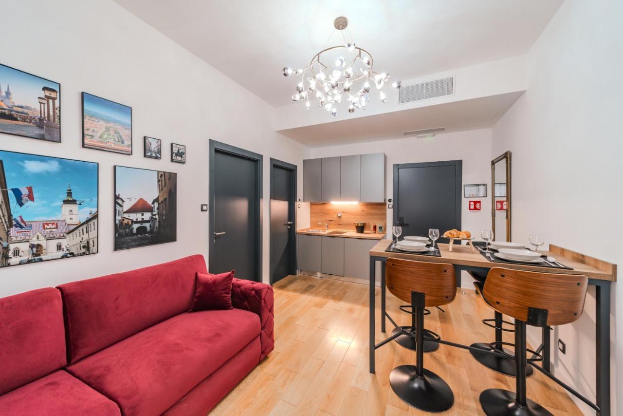 Magic King'S House Apartment ซาเกร็บ ภายนอก รูปภาพ
