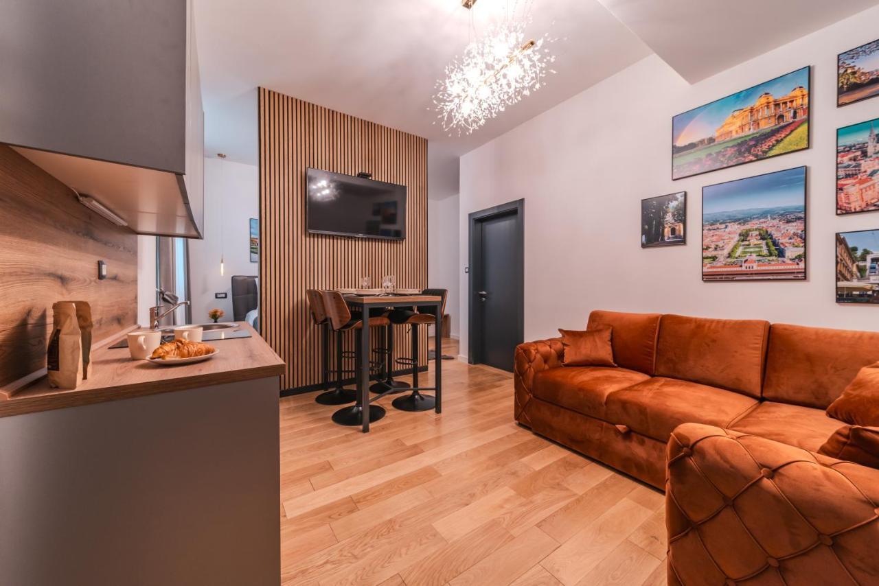 Magic King'S House Apartment ซาเกร็บ ภายนอก รูปภาพ